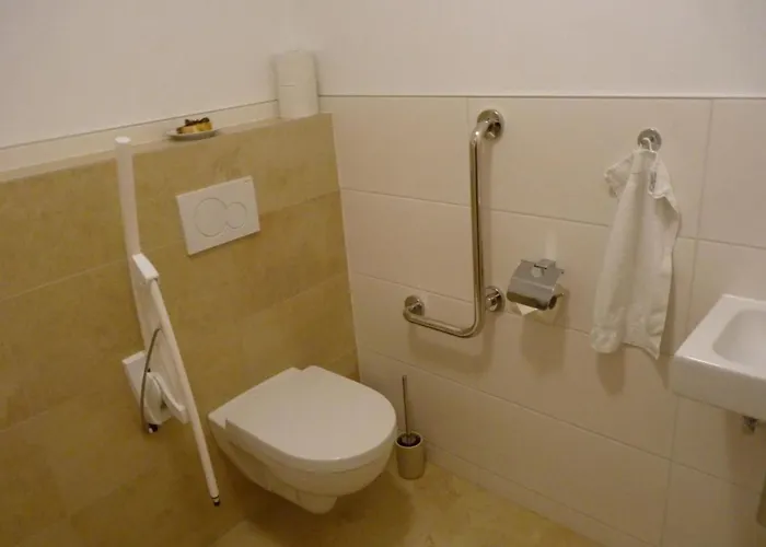 Traunstein By Interhome אלטמונסטר